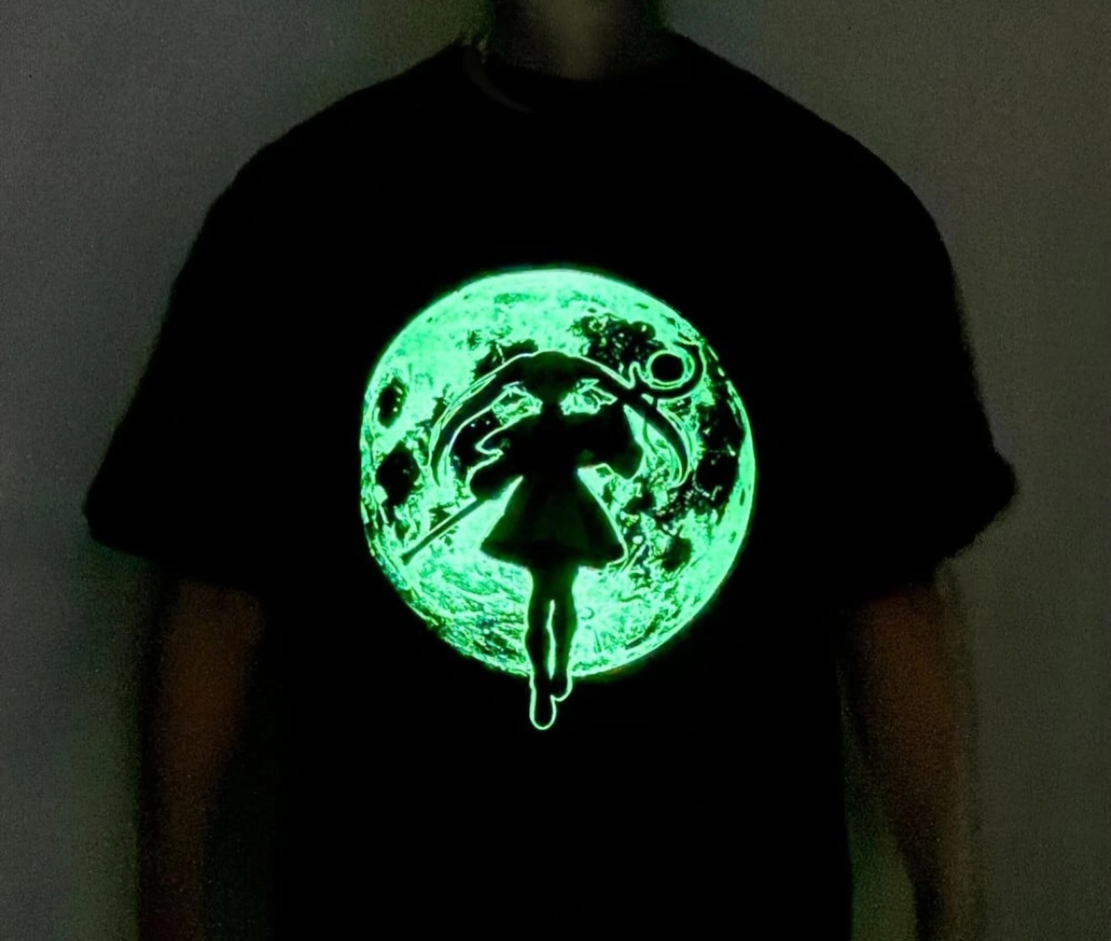 Camicia ufficiale Frieren Glow in the dark manga 1 jujutsu kaisen berserk pezzo unico