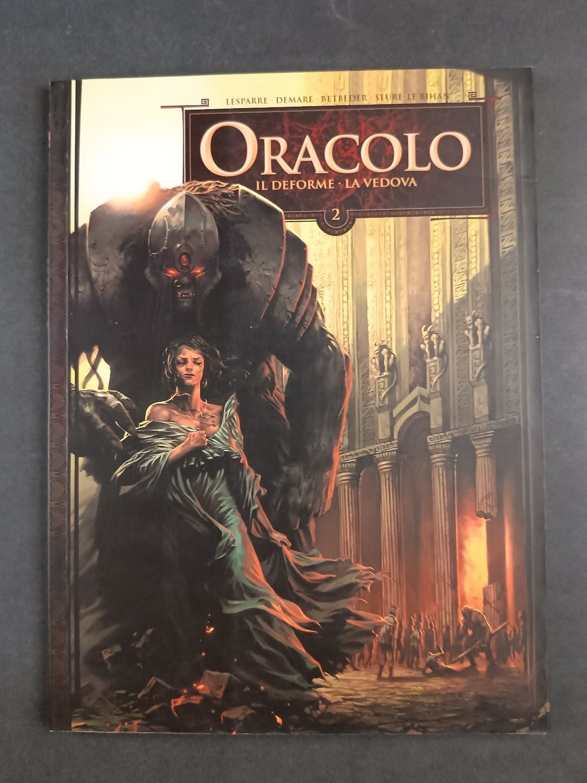 Fumetto ORACOLO IL DEFORME - LA VEDOVA n. 2 Panini Comics