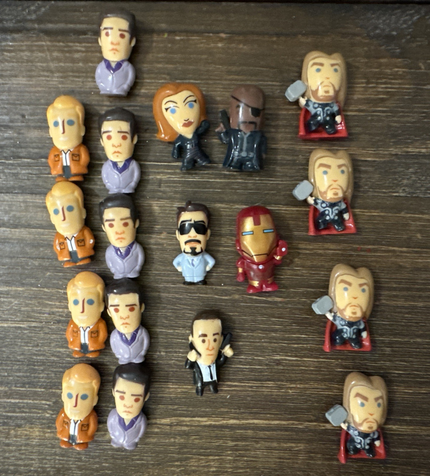 Lotto di 18 minifigure Marvel Avengers CHIBIS 2012 Dups Thor Starks Widow Fury