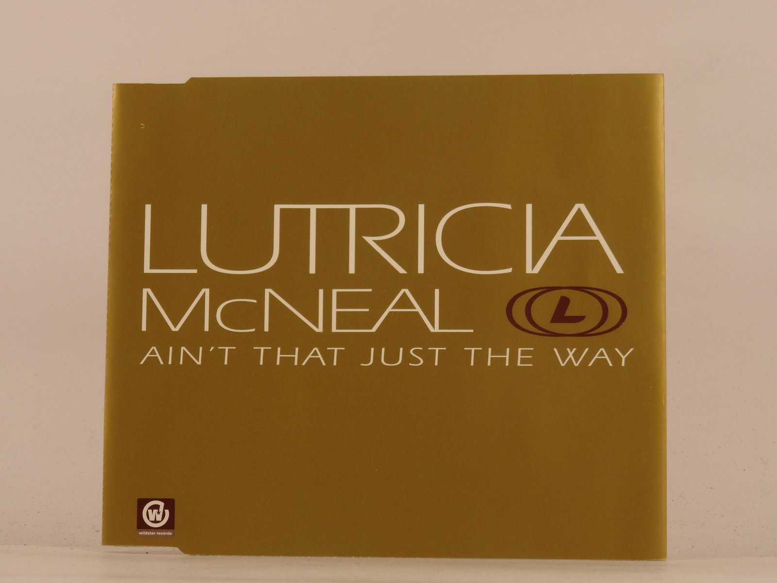 LUTRICIA MCNEAL AIN'T THAT JUST THE WAY (D33) 6 Track CD Single including Pictur
