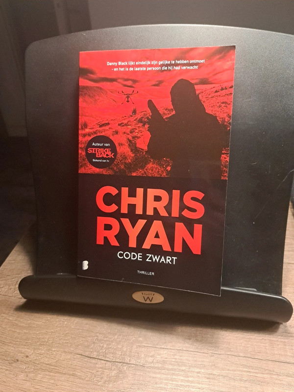 Code Zwart - Chris Ryan