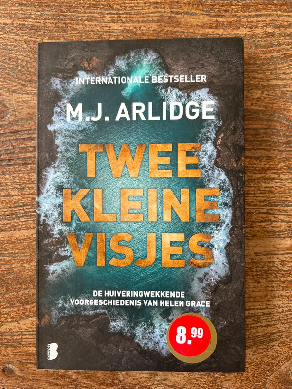 Twee kleine visjes - M.J. Arlidge