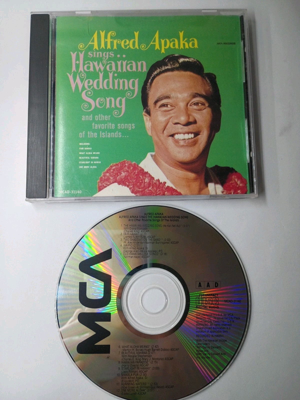 Alfred Apaka Sings Hawaiian Wedding Song and Other Favorite Songs - MINT DISC!