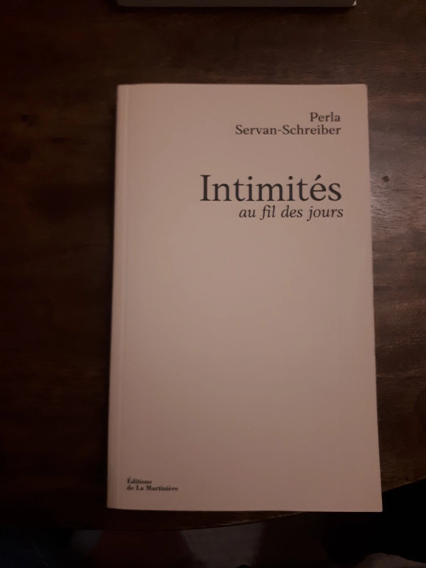 Livre "intimités au fil des jours"