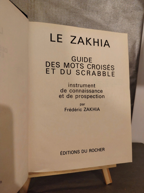 Le Zakhia guide des mots croisés et du scrabble