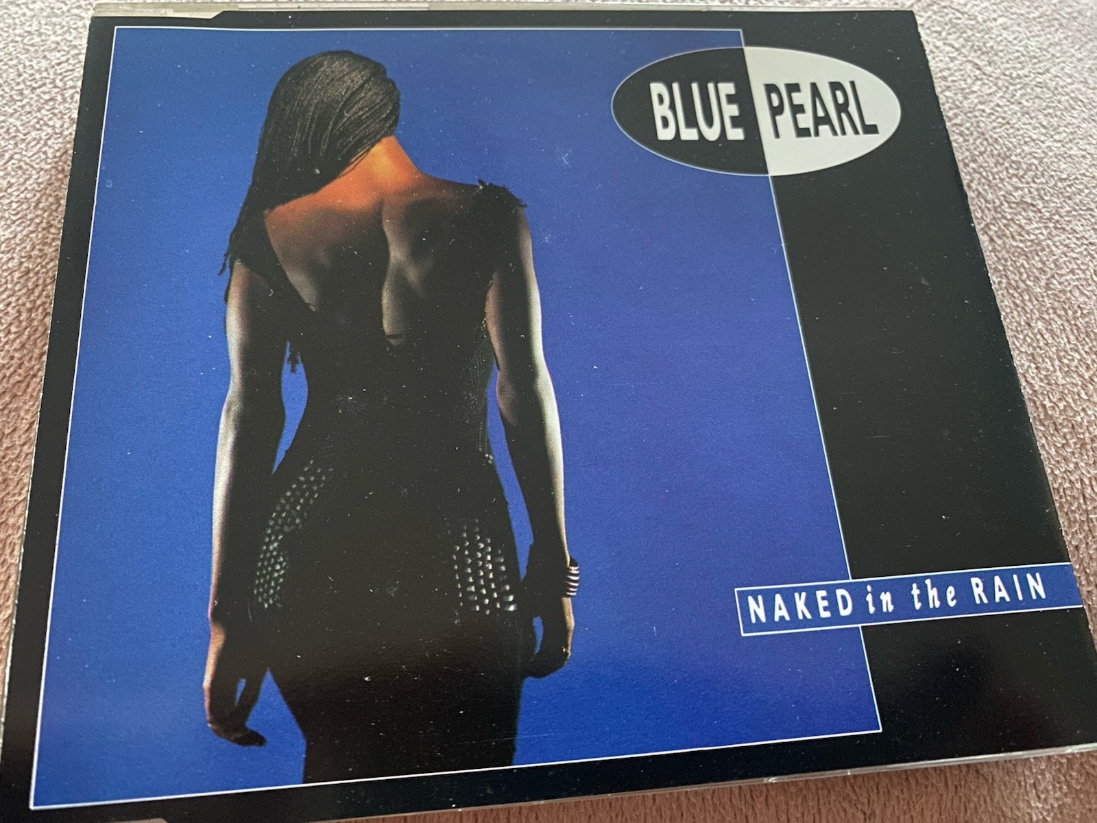 BLACK BOX - STRIKE IT UP (REMIX) - 4 TRACK DANCE CD SINGLE - 1991