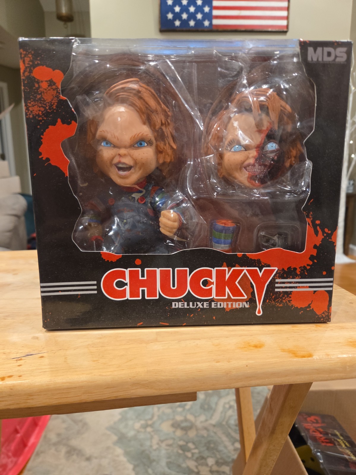 MEZCO MDS Deluxe Edition Chucky nuovo con scatola sigillato