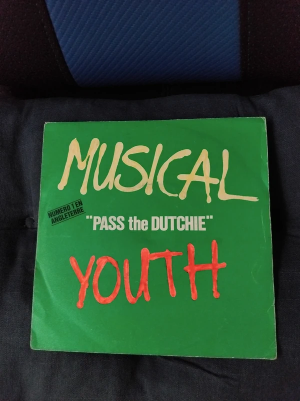 Reggae original très rare 45T Musical Youth bon état
