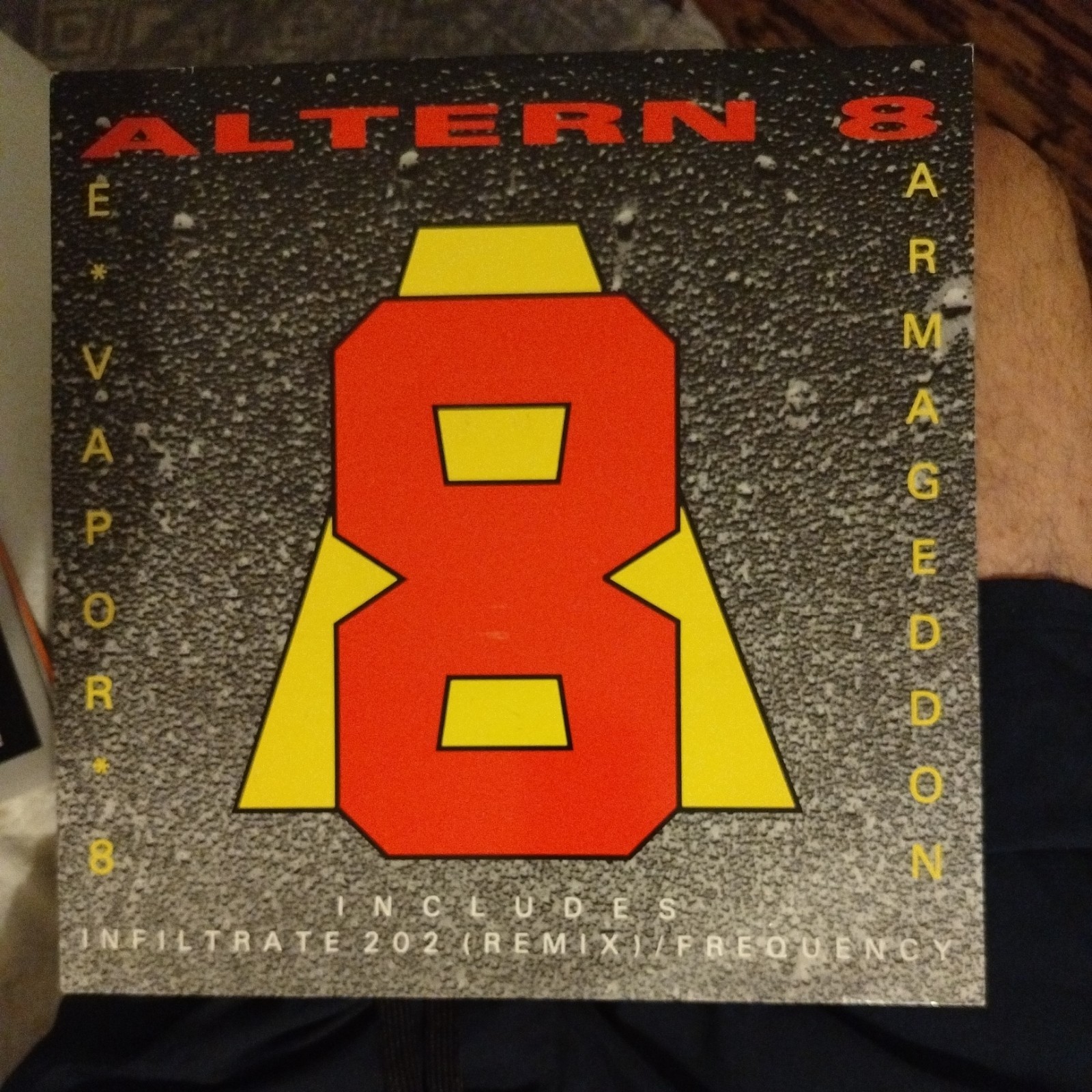 Altern 8 - E*Vapor*8 / Armageddon (12") pro cleaned good condition
