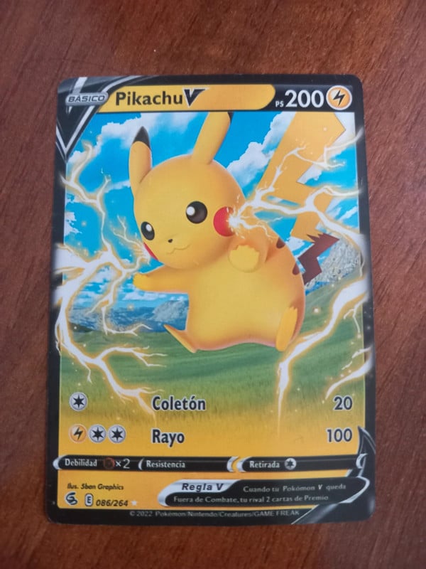 Carta pokemon Pikachu