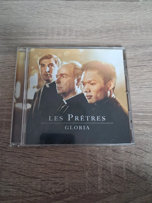 Les prêtres