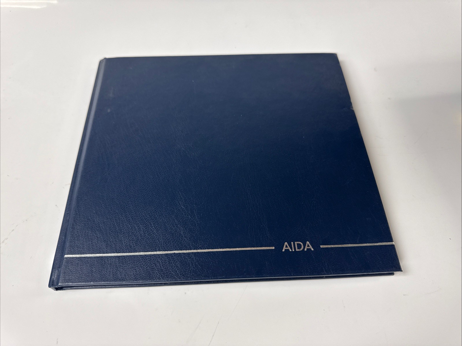Libro E CD AIDA Wallenius Wilhelmsen