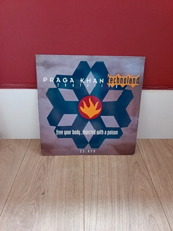 Vinyle praga Khan technoland free your body