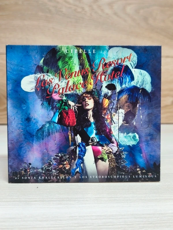 Cibelle – Las Venus Resort Palace Hotel (2010) | CD + Mini-Poster