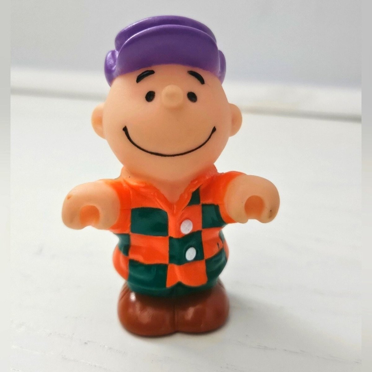 Modellino giocattolo vintage 1966 Peanuts Charlie Brown PVC ~ United Feature Syndicates