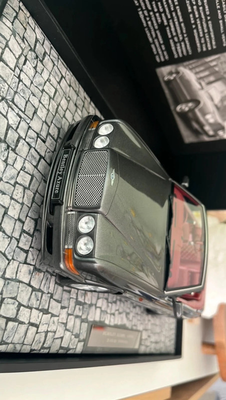Bentley azure 1998 1:18