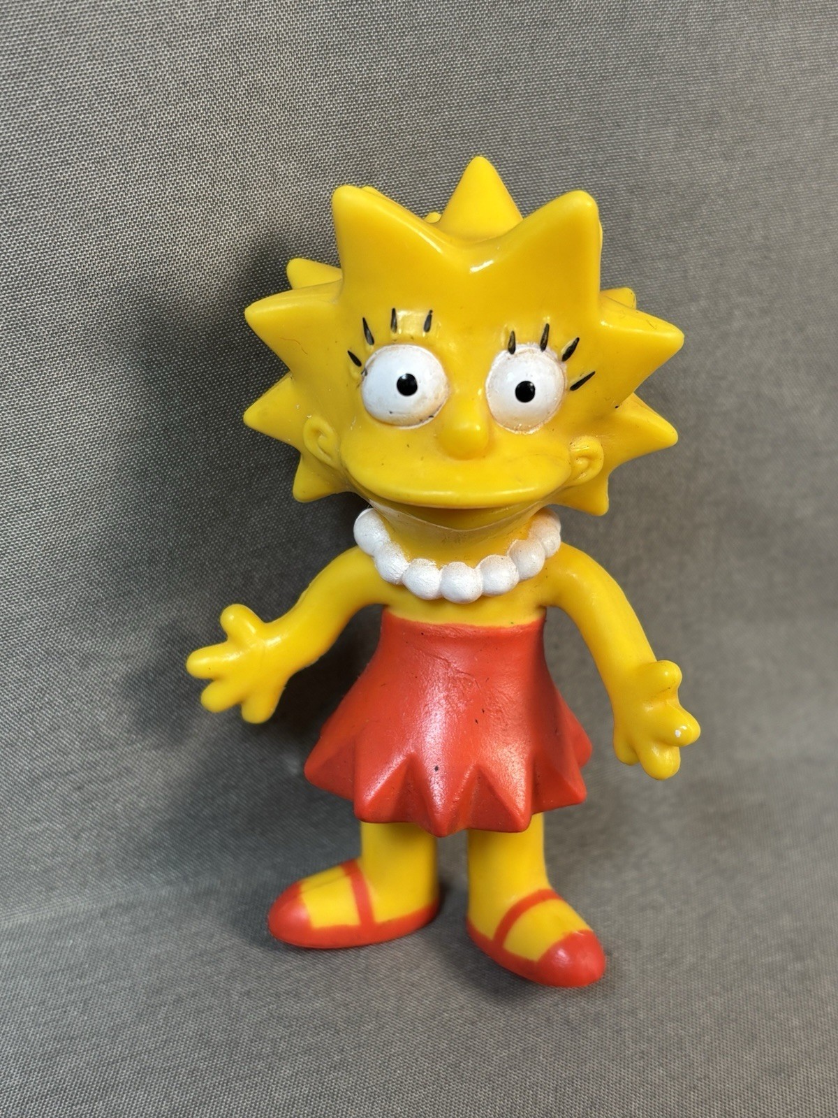 FIGURINA VINTAGE 1990 I SIMPSON LISA URLANDO 3,5 PVC