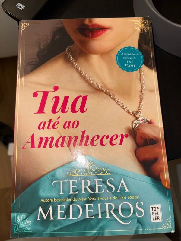 Livro” Tua até ao Amanhecer”