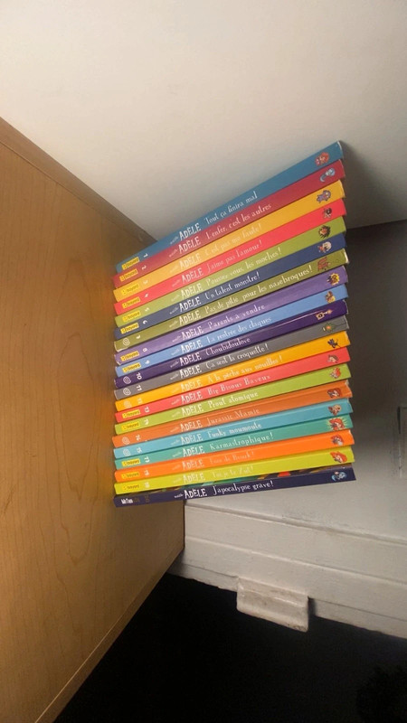 livre mortelle Adèle 1 a 20 et roman 1 et 2