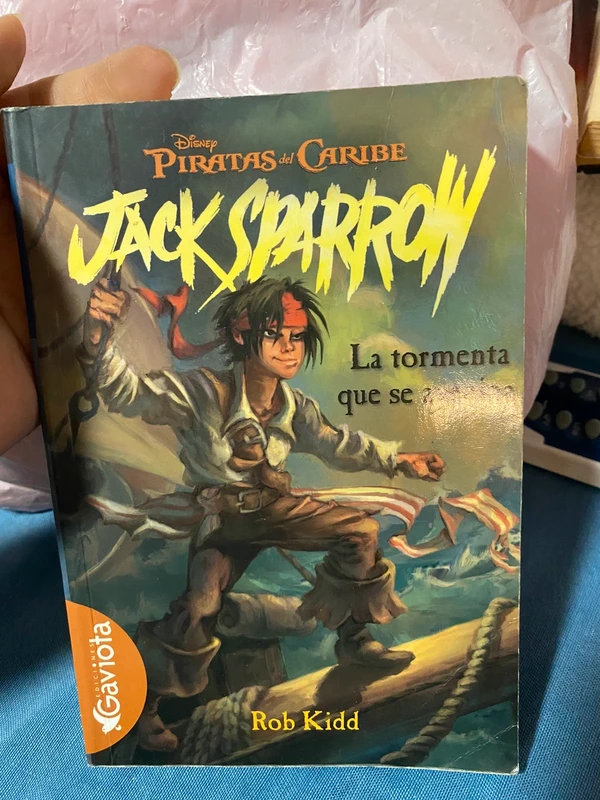 Libro Piratas del Caribe