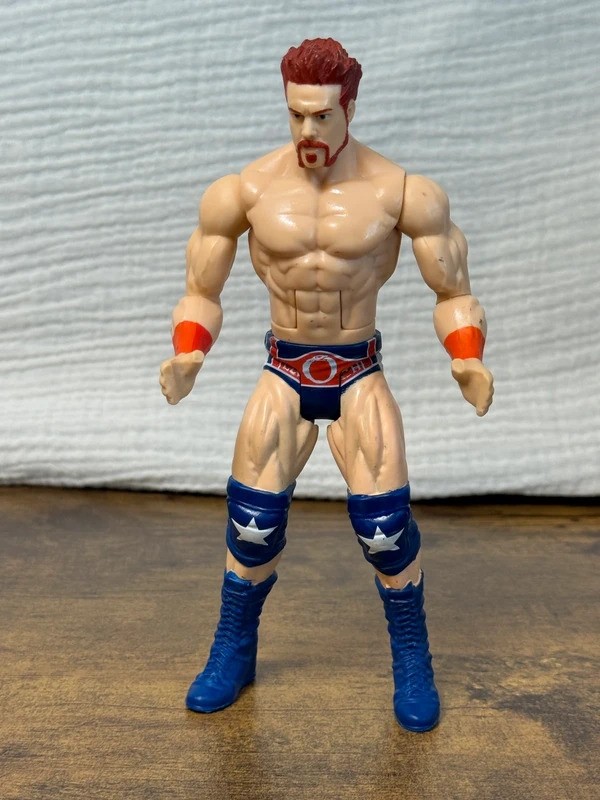 WWE Flexforce Fist Poundin; Modellino Sheamus Mattel 2010