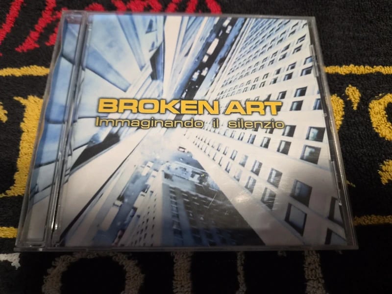 Broken Art "Immaginando il Silenzio"