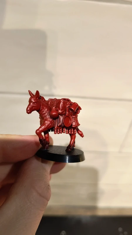 D&D / boardgame / minature donkey on a 32 mm base (primed)