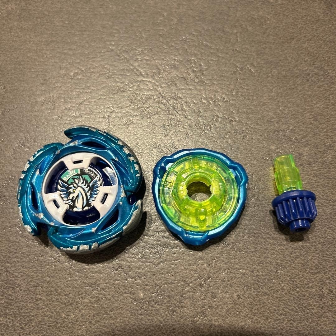 Beyblade X UX-00 Aero Pegasus 3-70A Takara Tomy Metal Coat Blue Green Japan