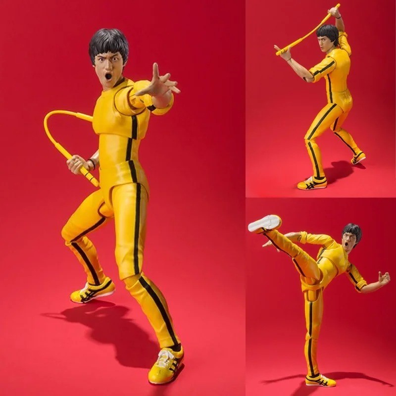 Modellino tuta gialla Bruce Lee Kung Fu 14 cm posabile decorazione scrivania nuovo