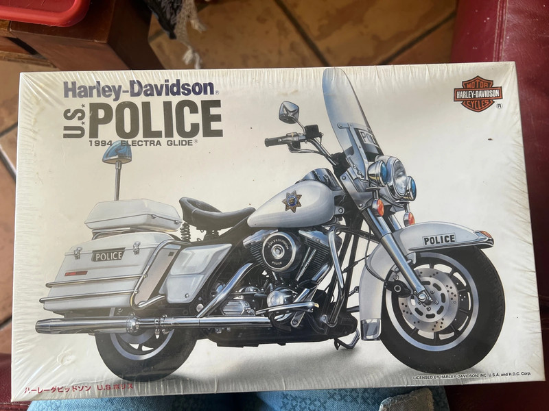 Maquette Harley Davidson Electra Glide 1994