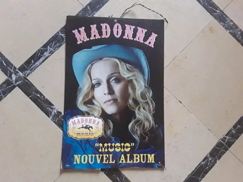 Madonna panneau publicitaire en carton rigide 50x33