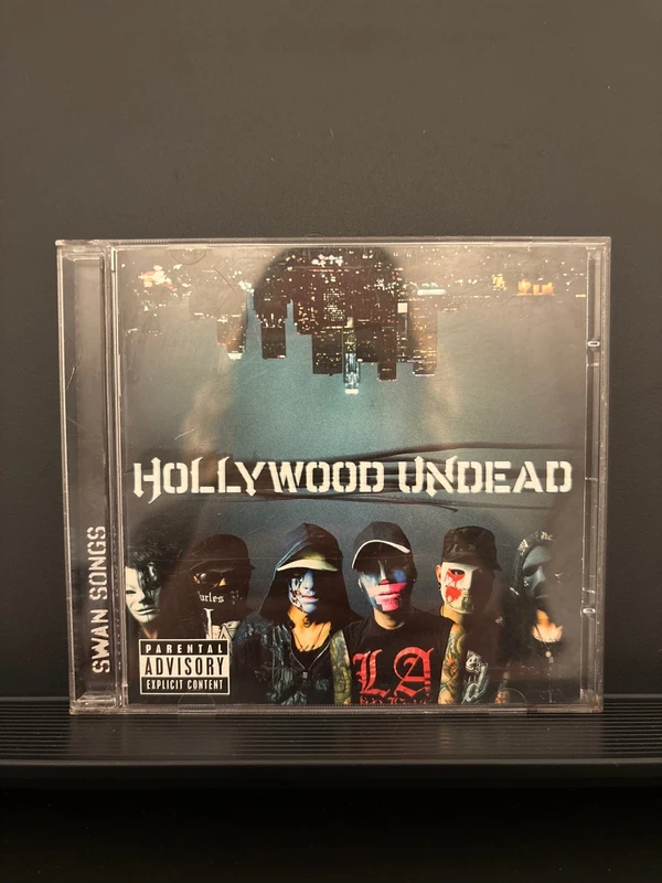 Hollywood Undead Swan Songs