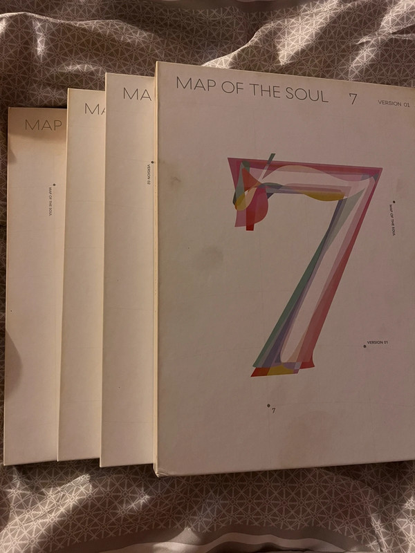 bts – map of the soul : 7 – 4 versions