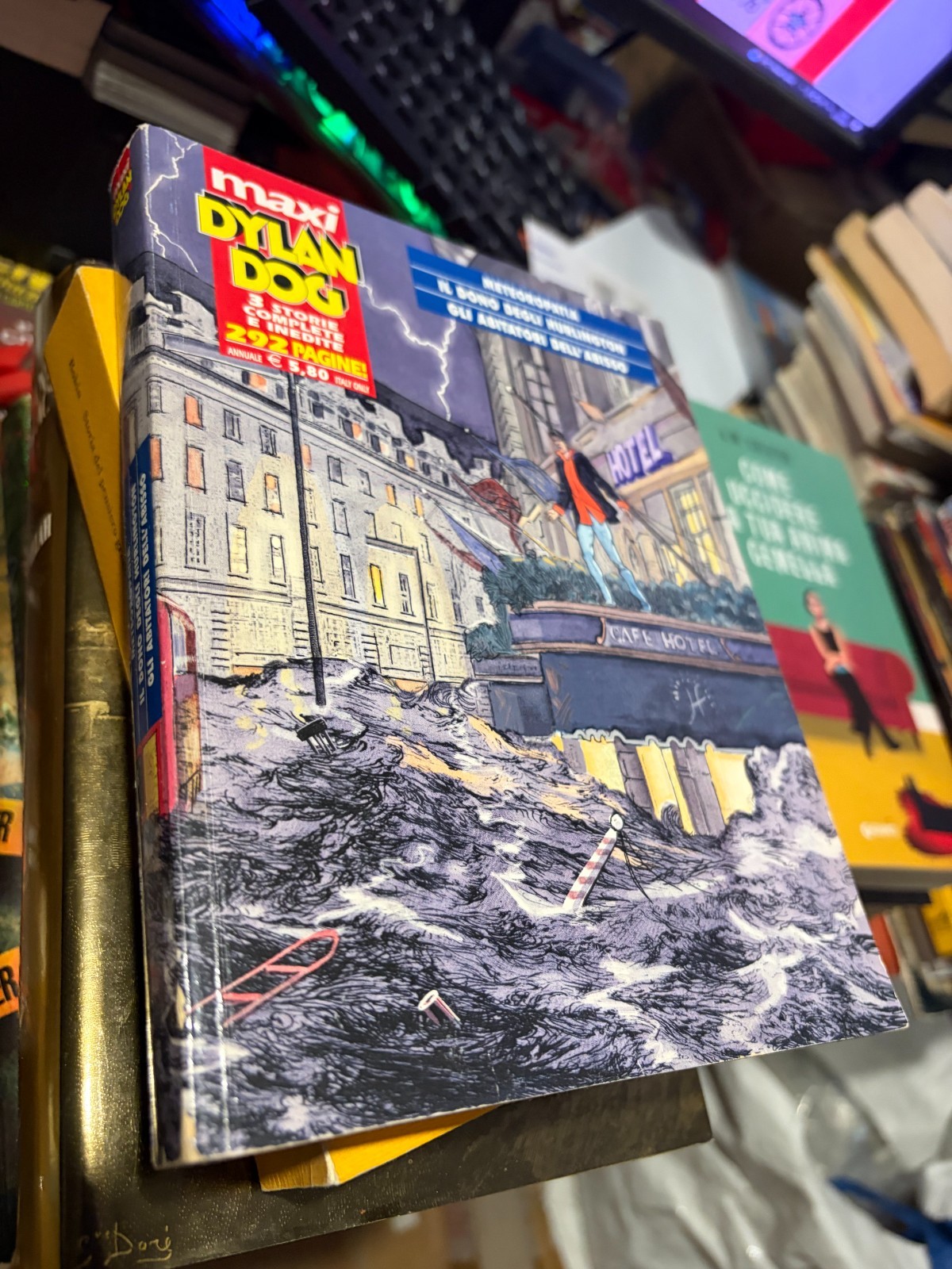 DYLAN DOG - MAXI - N. 10 - METEREOPATIA - IL DONO... - GLI ABITATORI DELL'ABISSO