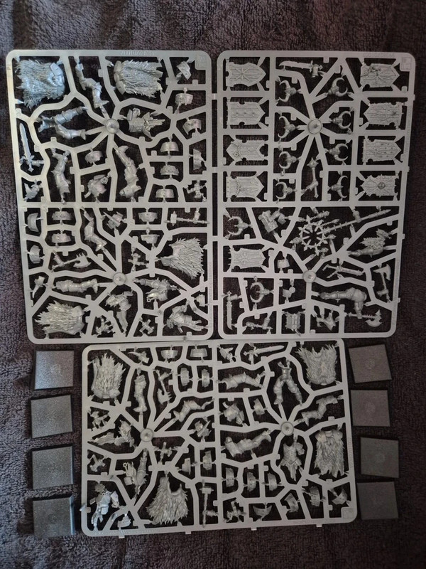 🚨 8 Chaos Warriors Warhammer old World.