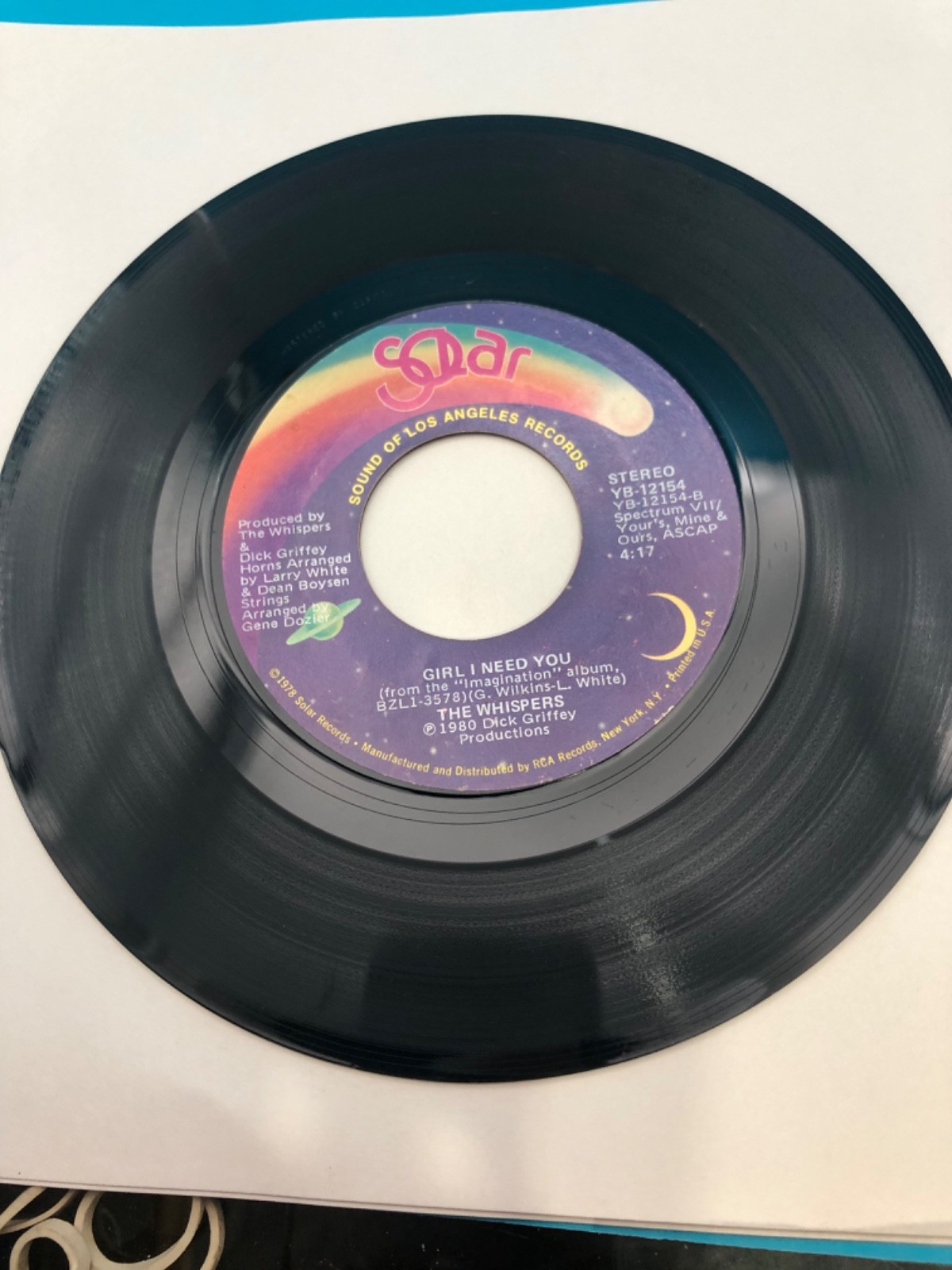 THE WHISPERS - IT'S A LOVE THING / GIRL I NEED YOU - YB-12154 - 45 Record VG+