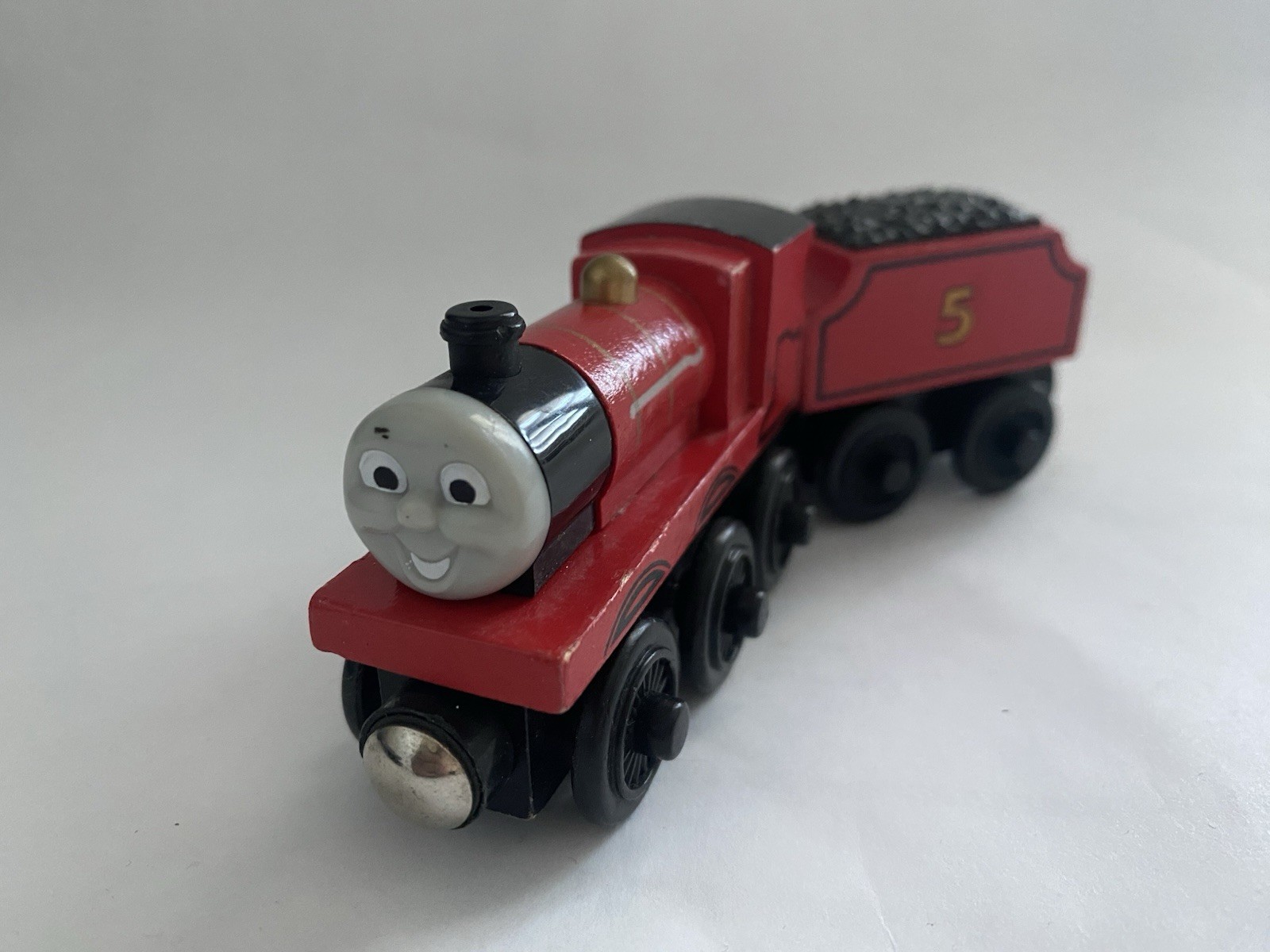 Thomas & Friends Wooden Railway Train Tank Engine - James w/ Tender - Wood EUC