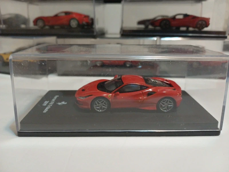 1/64 Ferrari F8 Tributo 2019 Centauria Altaya