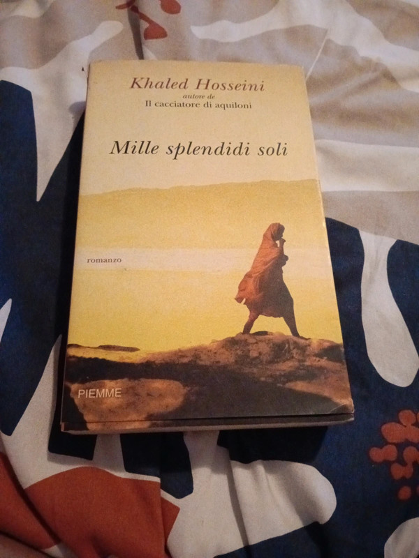Libro Mille Splendidi Soli di Khaled Hosseini