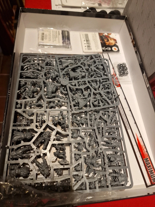 Warhammer 40,000 Deathwatch Overkill Genestealer Half