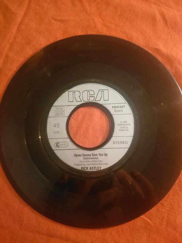 rick astley never gonna give you up 1987 vinyl single 45t rca pb41447 duitse persing