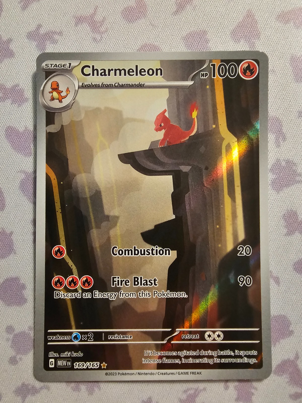 Charmeleon 169/165 Sv: Scarlet & Violet 151 Holo quasi nuovo