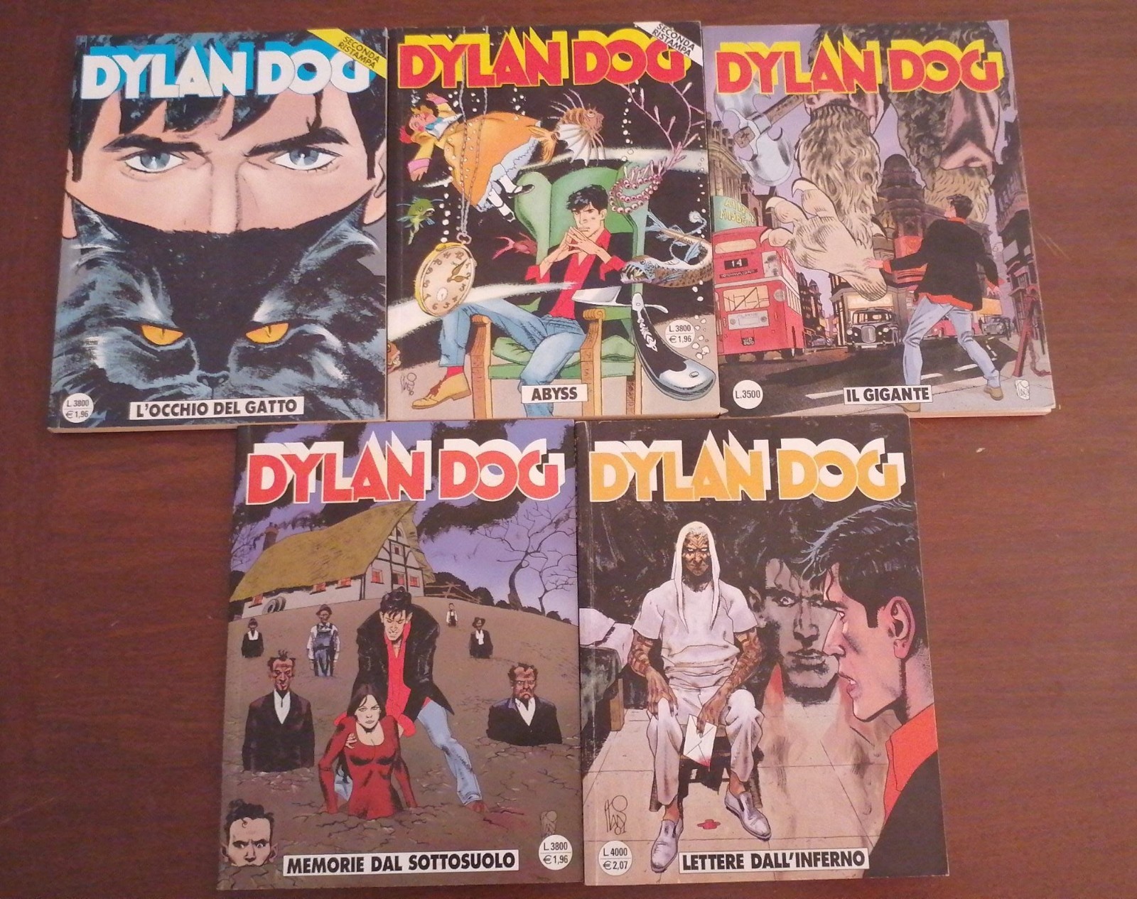Dylan Dog lotto 5 albi: L’occhio del gatto, Abyss, Il gigante, Memorie