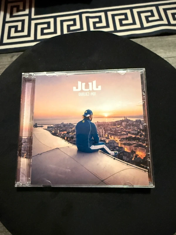 JUL - oubliez moi (album CD)