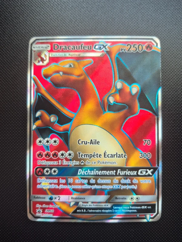 Carte Pokémon Dracaufeu GX Full Art SM60 – Promo Soleil & Lune (FR)