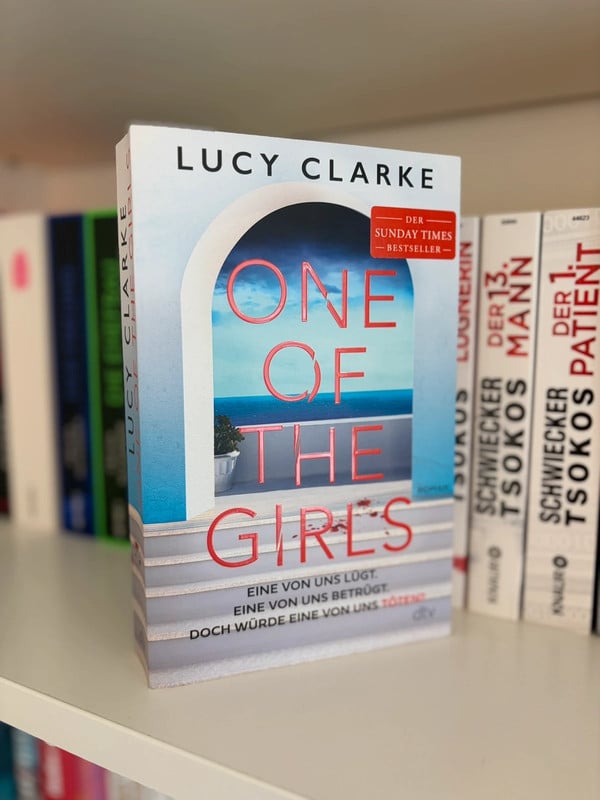 One of the Girls Lucy Clarke