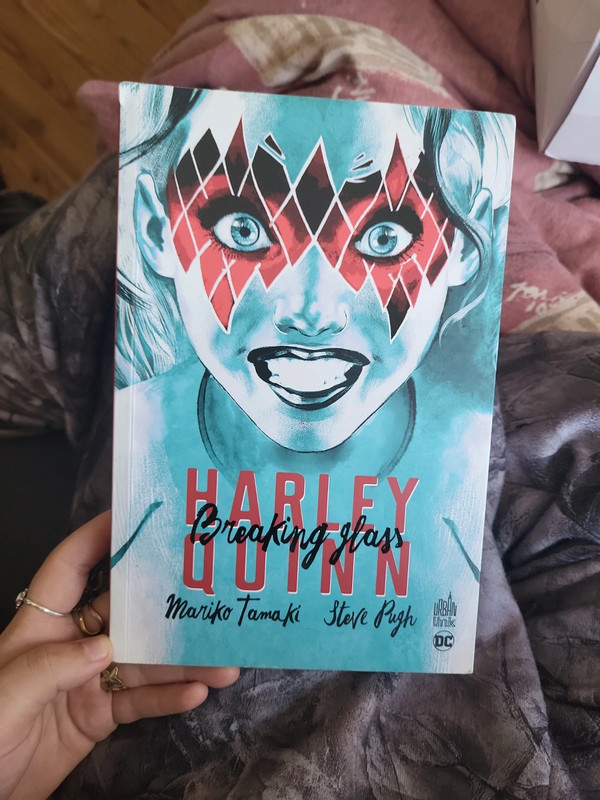 Harley quinn Breaking glass