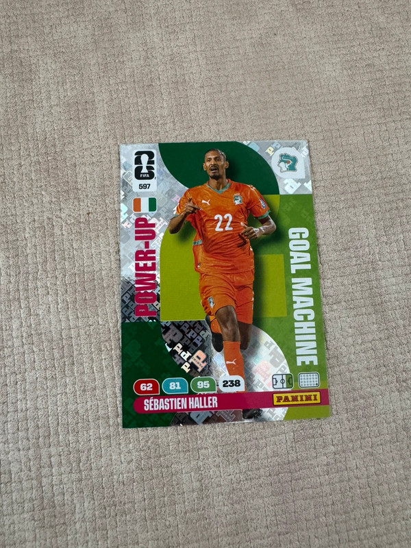 Carte Panini FIFA Adrenolyn XL - Sébastien Haller - Côte d'Ivoire #507 (Power-Up)