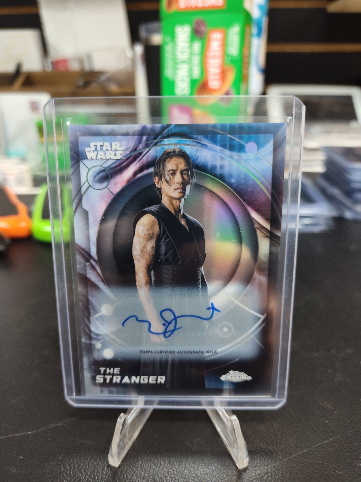 2026 TOPPS CHROME STAR WARS REFRACTOR AUTO THE STRANGER
