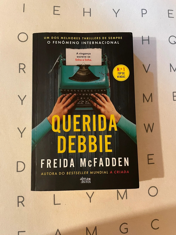 Querida Debbie, de Freida McFadden.
